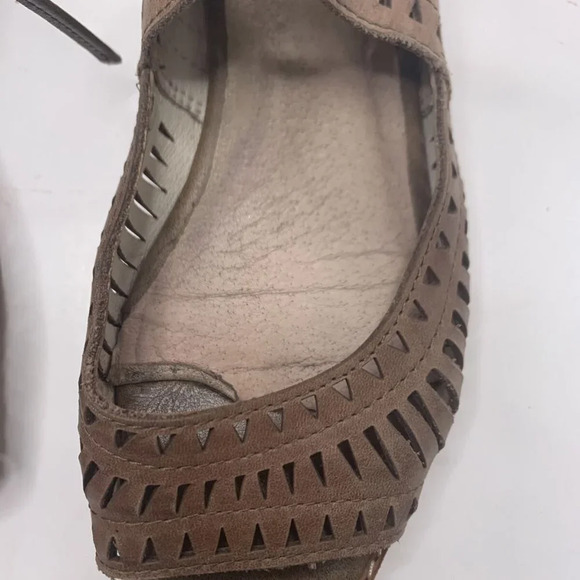 Jeffrey Campbell Low Wedge Rodillo Size 6 Black La - Picture 7 of 7